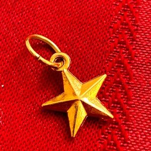 5/$10❤️❤️❤️NEW Rose Gold Tone Alloy Star Charm Pendant